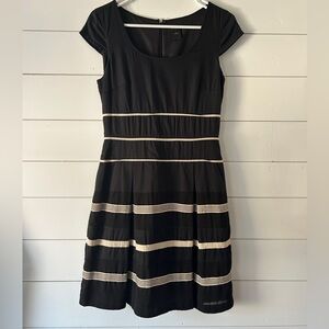 Ann Taylor (mid-2000s) Black and Beige Cap Sleeve Mini Dress - Size 0